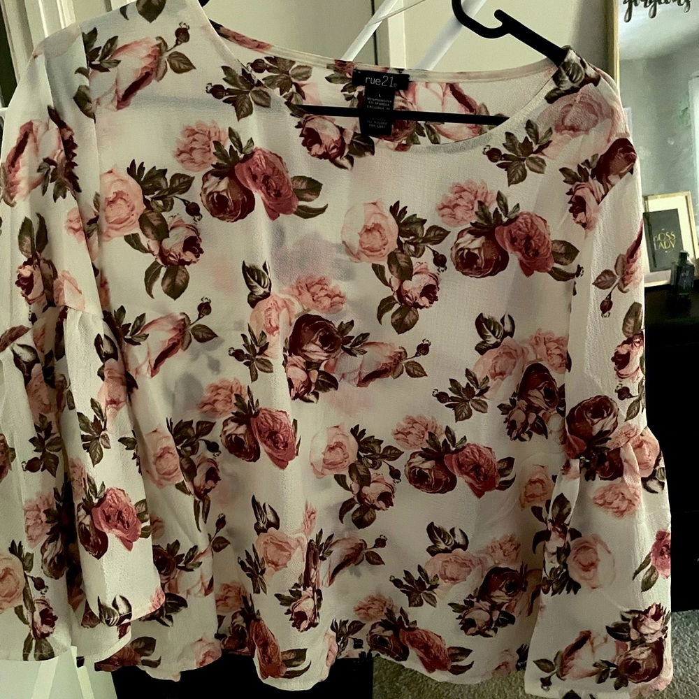 Rue21 Peplum sleeved blouse